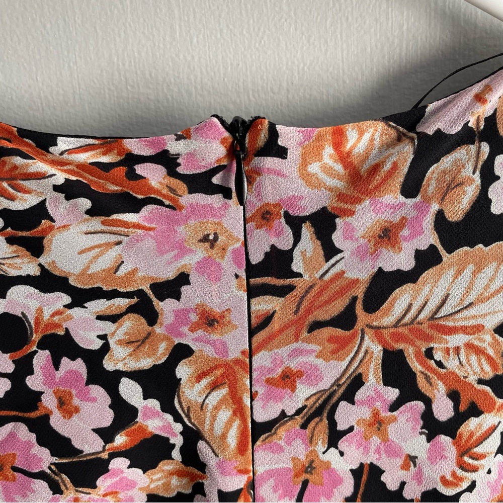 Zara Women’s Midi Floral Ruched Dress - Size M, NWT, Feminine & Flattering - Picture 8 of 16